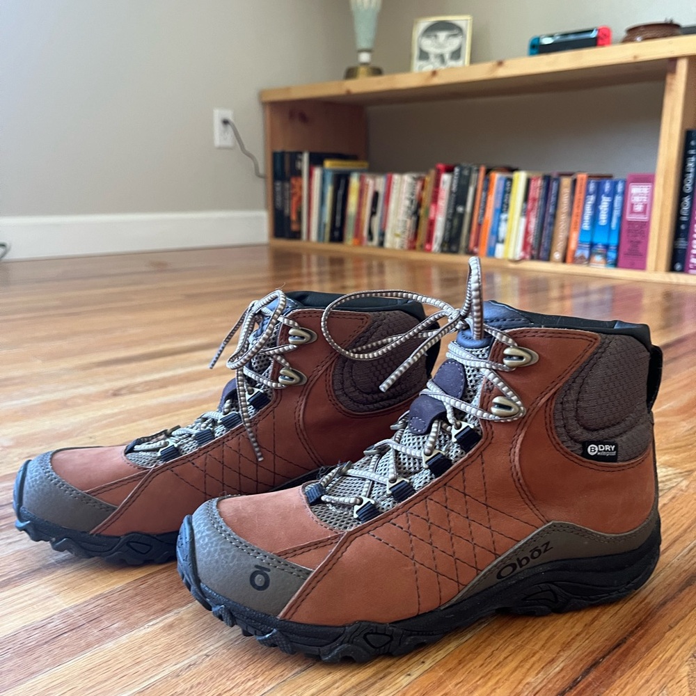 Women’s 5- Oboz Ousel Mid Waterproof hiking boots